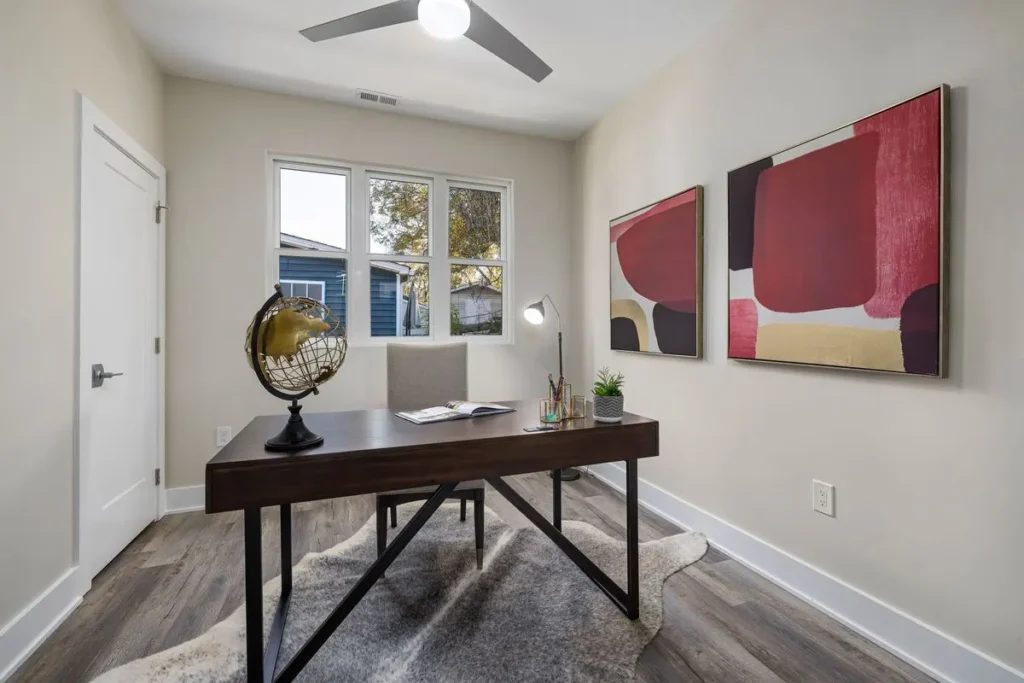 Clear floor and walkways in a small home office