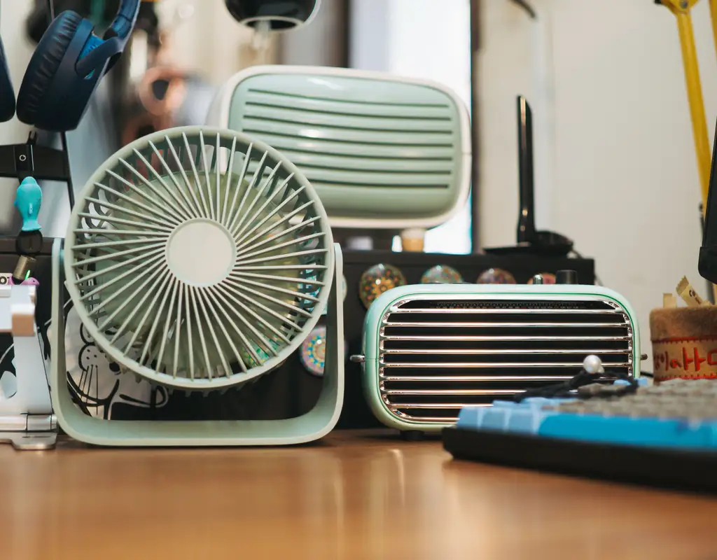 Best compact desk fans for small home offices