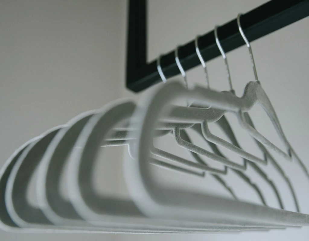 Small apartment storage products with slim velvet hangers