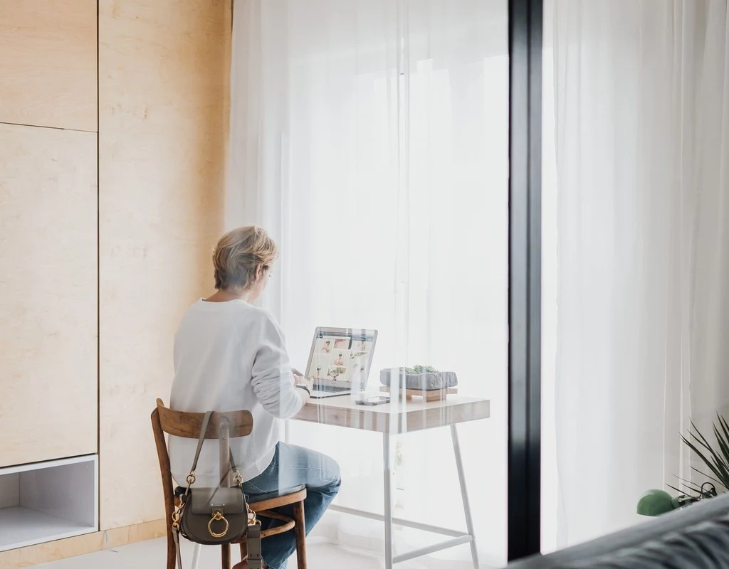 visual screen creating privacy in a small home office