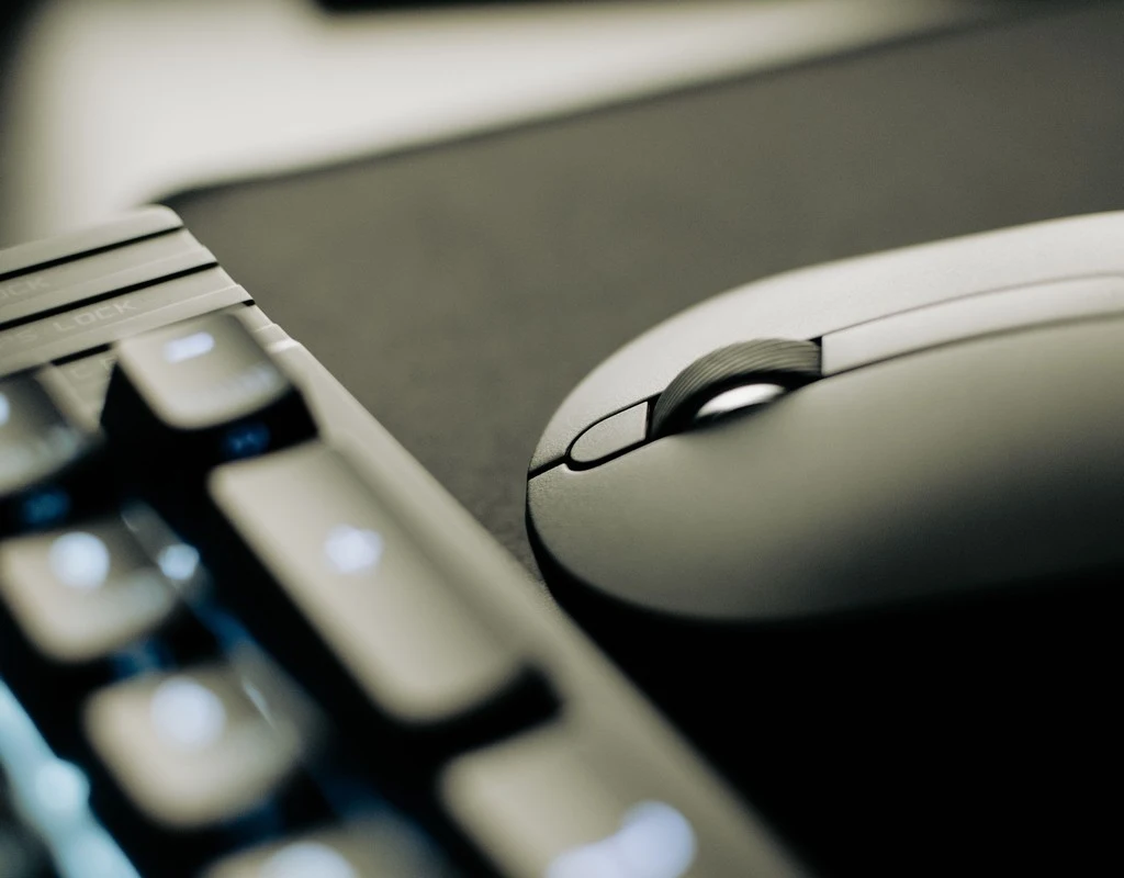 best wireless mice for small desks